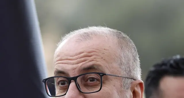 Dimesso premier palestinese Hamdallah