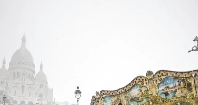 Allerta neve a Parigi, 30 voli annullati