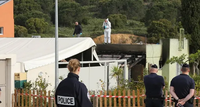 Spari in Corsica, un morto e 6 feriti