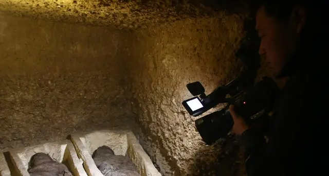 In Egitto scoperto un sito con 40 mummie