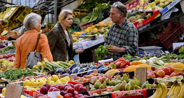 Inflazione gennaio frena ancora, a 0,9%