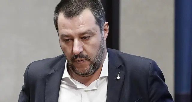 Salvini a Macron, stop polemiche