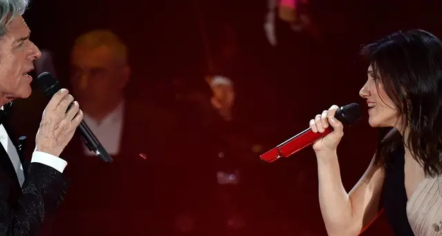 Emozione Elisa, canta Tenco con Baglioni