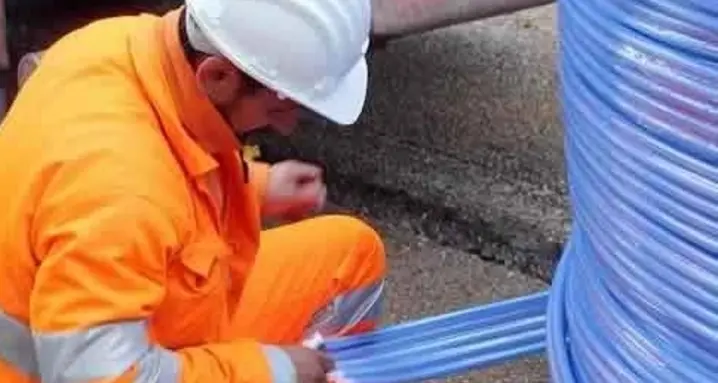 Salorno, metà paese al buio: tecnici a caccia del guasto