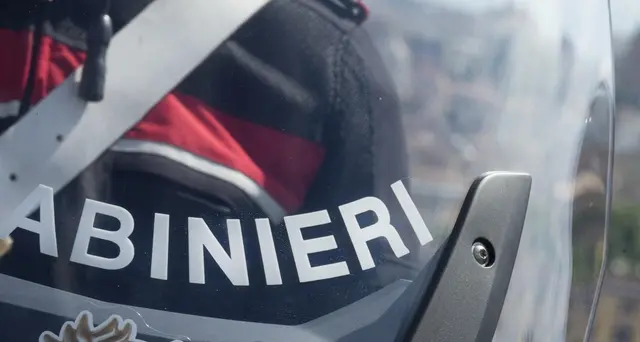 Tentò di imporre ditte,arrestato sindaco