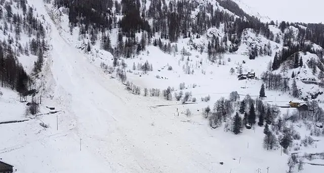 Valanga in Trentino, in cinque salvi