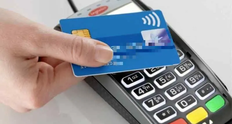 Cles, trovano e usano un bancomat senza codice per mangiare la pizza, denunciati tre studenti