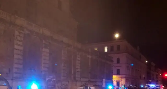 Rissa tifosi a Roma, tre accoltellati