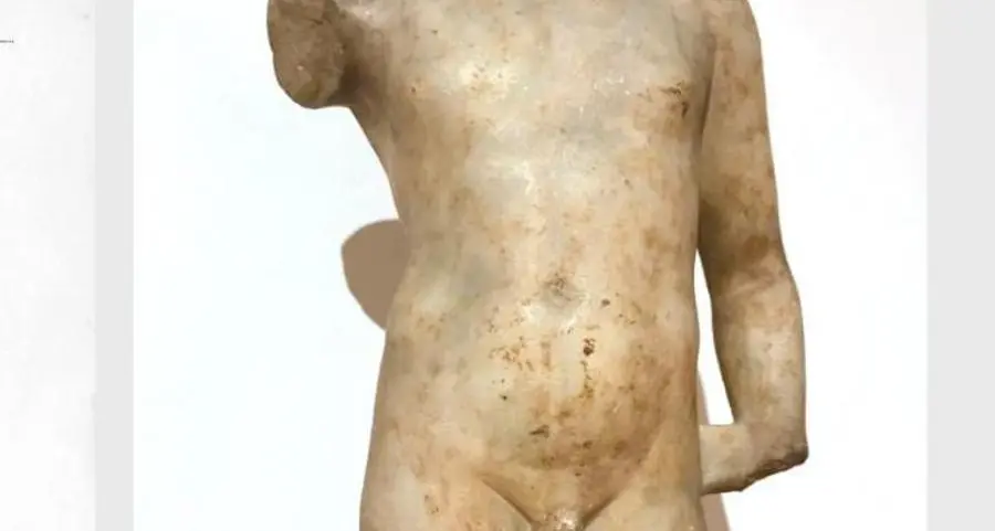 Dalle cantine del Civico emerge un torso romano