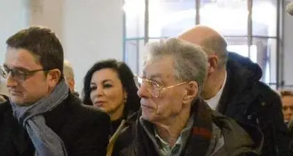 Malore per Umberto Bossi, ricoverato in rianimazione