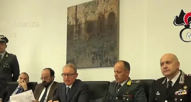 Arrestato direttore Ag.Entrate Salerno