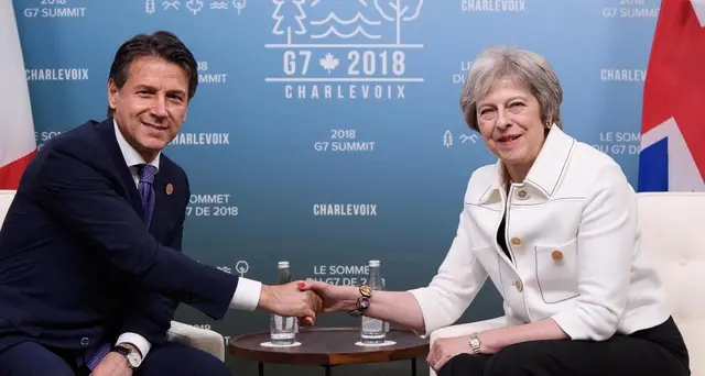 Conte a May, Brexit rispetti cittadini