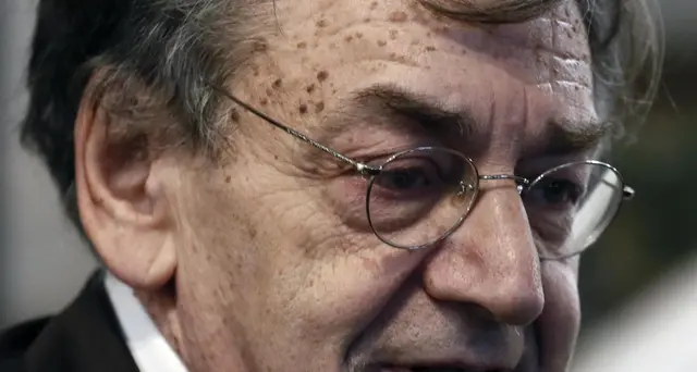 Gilet gialli, insulti a filosofo ebreo
