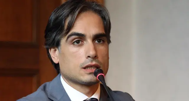 Sindaco Reggio C. a giudizio per abuso