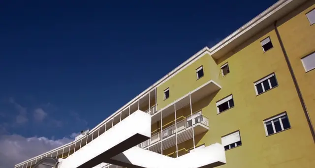 Donna muore, parenti assaltano ospedale