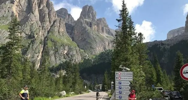 Passi Dolomitici, il Trentino pensa a un pedaggio con \"vignetta\" in stile austriaco