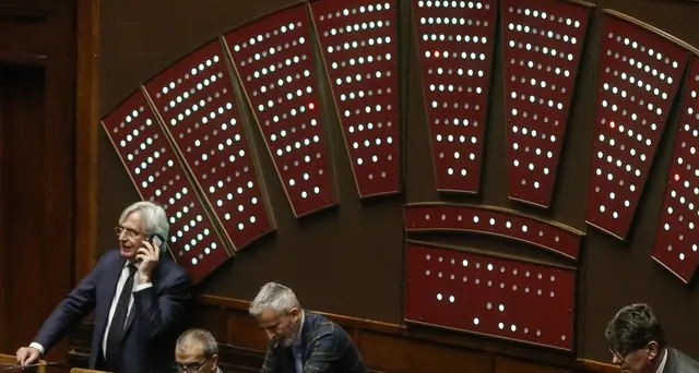 Senato, ok a ddl collegi con 136 sì