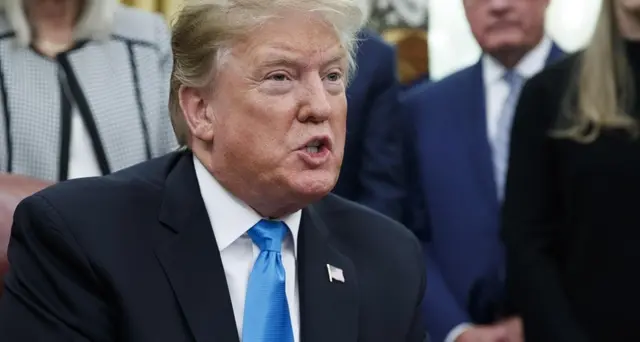 Usa, Trump vuole rimuovere il capo 007