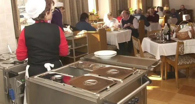 Caritas, dismesse le cucine pagate anche dal Comune