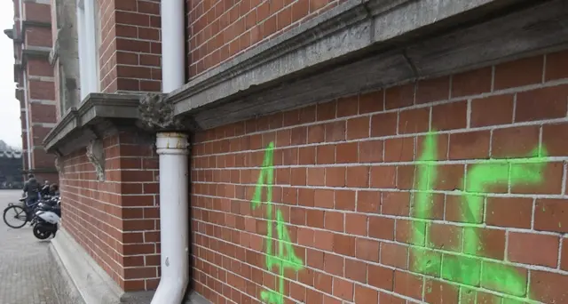 Svastiche sui muri di Amsterdam