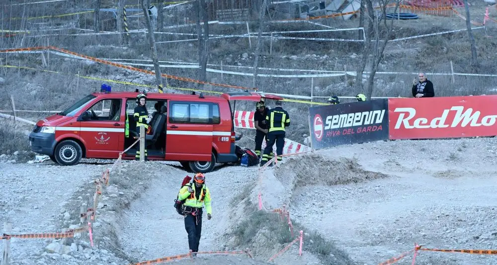 Malore mentre fa enduro, motociclista bolzanino muore a Pietramurata