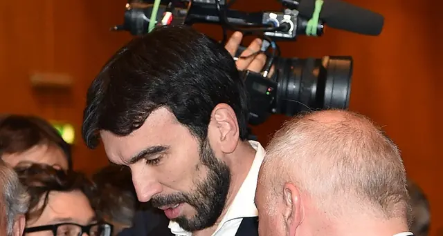 Martina al Lingotto, vicini a Renzi