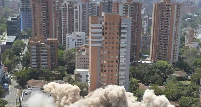 Demolita la casa di Escobar a Medellin