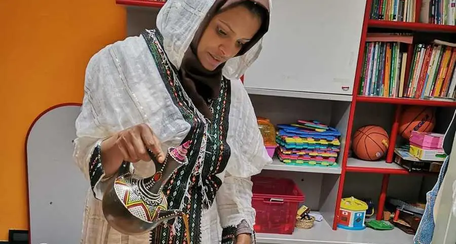 Contro il razzismo può bastare (anche) un gesto della mano