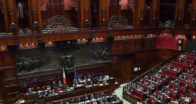 Dissenso M5S, 3 No a stop Global compact