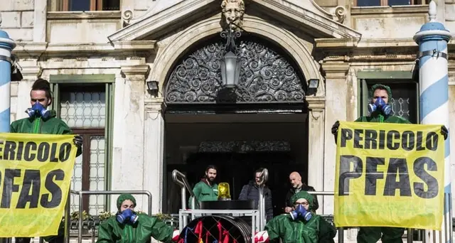 Uccise bandito, famiglia chiede danni