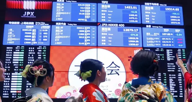 Borsa Tokyo apre in lieve ribasso