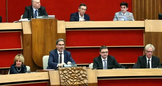 Eletta giunta regionale Trentino A.Adige