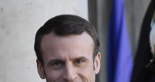 Fazio su Twitter, intervista a Macron