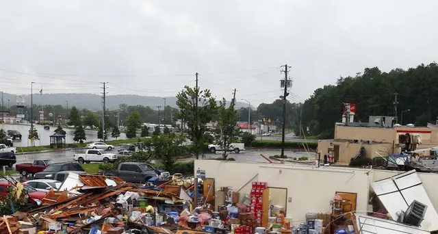 Tornado Alabama: 14 morti, anche 2 bimbi
