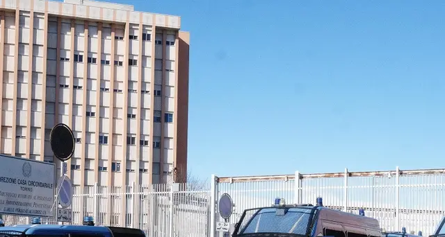 Anarchici Fai-Fri, pm '204 anni carcere'