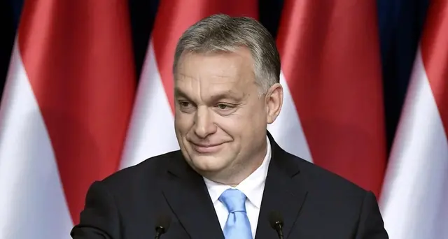 Europee, Orban guarda a Kaczynski