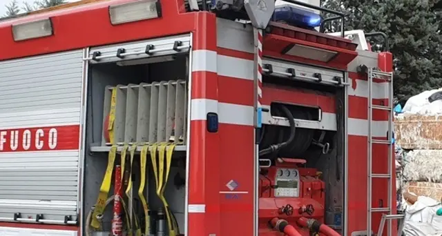 Sequestro area incendio rifiuti Perugia