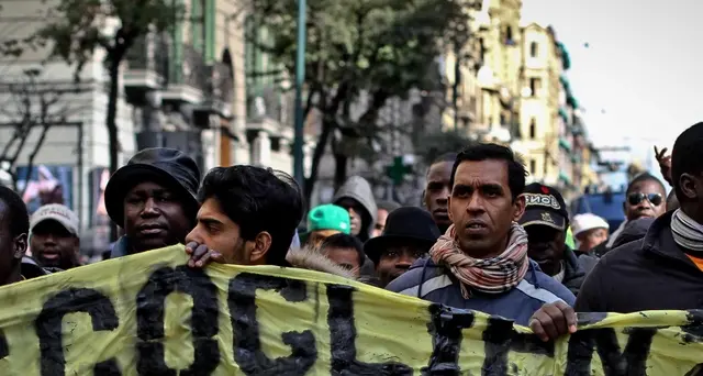 Crollano permessi umanitari,dal 27 al 2%