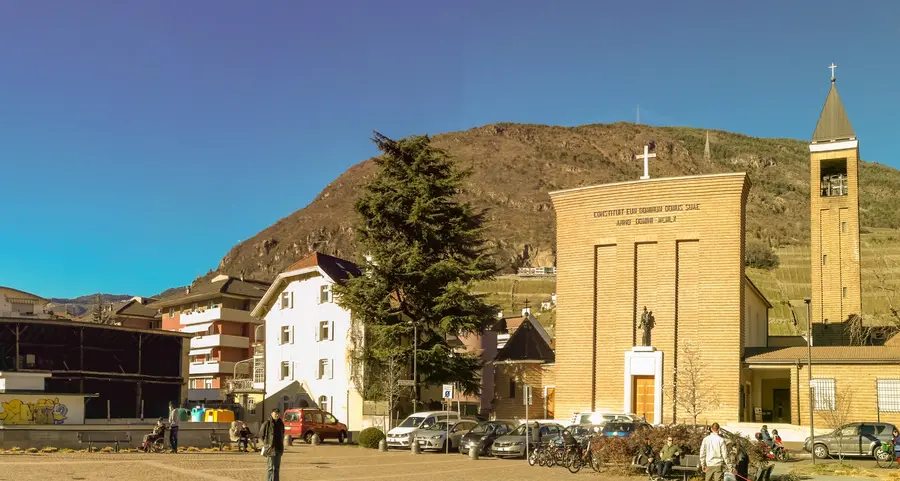 I residenti del rione Piani «La piazza è abbandonata»