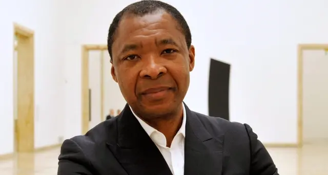 Morto Enwezor, fu curatore Biennale Arte