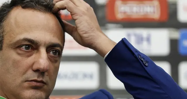 De Vito,'distribuiamoci i soldi'