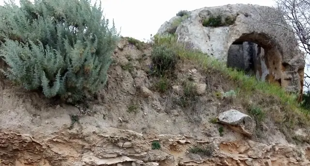 Rosa rossa su luogo omicidio a Marsala