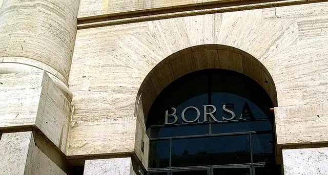Borsa Milano chiude in rialzo dello 0,2%