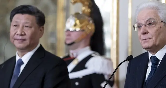 Xi con Mattarella cita Eco e Marco Polo