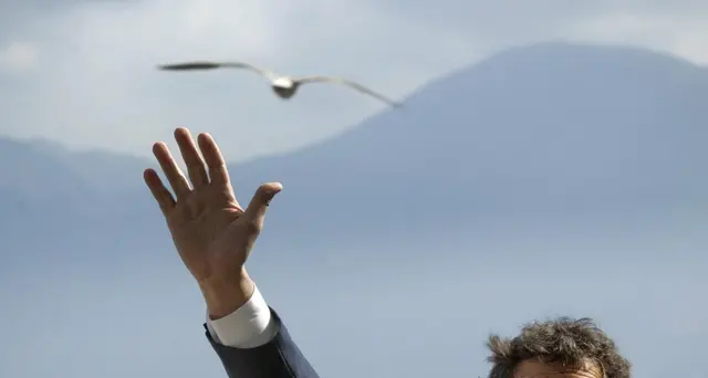 Un anno senza Frizzi, la Rai lo ricorda