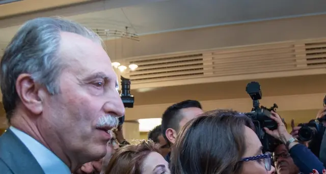 Basilicata, parziali: Bardi al 42,45%