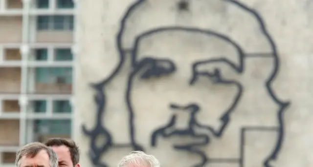 Storica visita del principe Carlo a Cuba