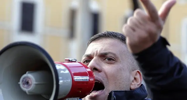 Reporter aggrediti, arrestato Castellino