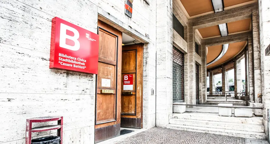 Biblioteca sotto sfratto, Tosolini non stacca la spina