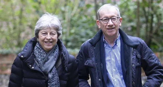 'May dovrà accettare una Brexit soft'